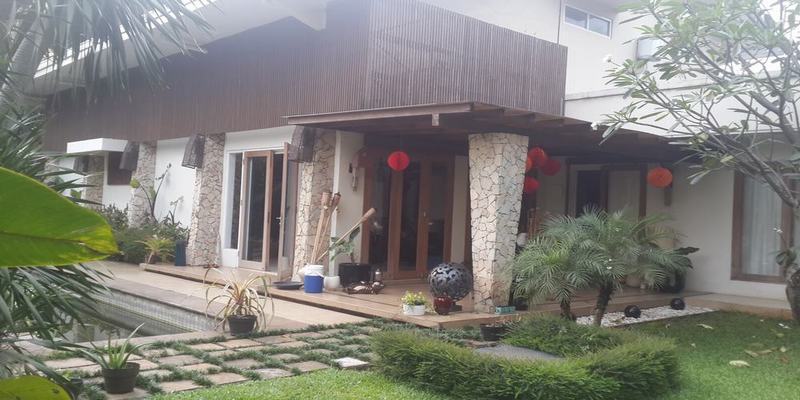 Rumah Dijual di Cilandak. Dekat ke Tb Simatupang. Asri & tenang..Langka! 