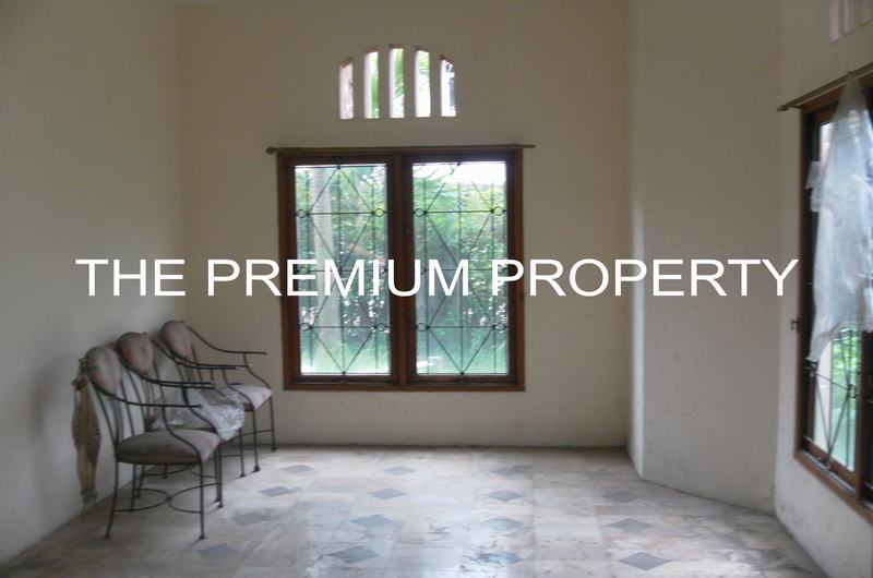 House For Rent @ Alam Permai, Pondok Indah. Hoek