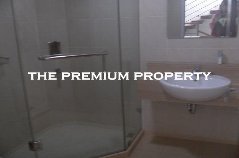 House For Rent @ Pondok Indah. Close to PIM 2 & International School. Furnished