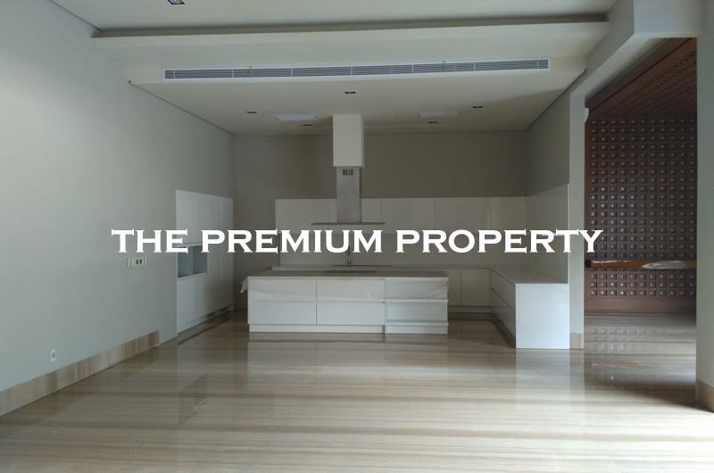 House For Rent @ Pondok Indah. Close to PIM, Hospital, JIS & easy to access tol road. Lux