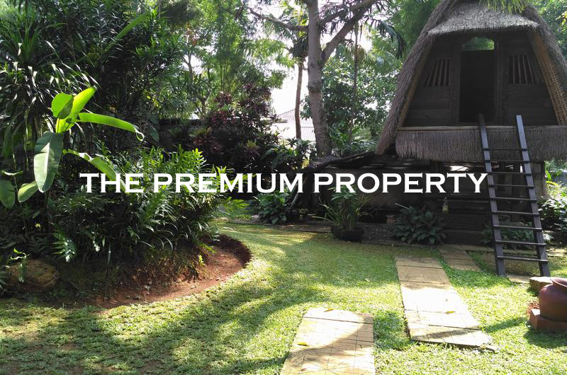 House For Rent @ Kemang, quite, close to TB Simatupang & easy to access Tol Road