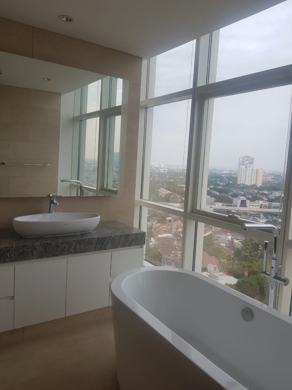 Apartment La Maison Barito, Kebayoran Baru, 169 m2, 3BR, Strategis