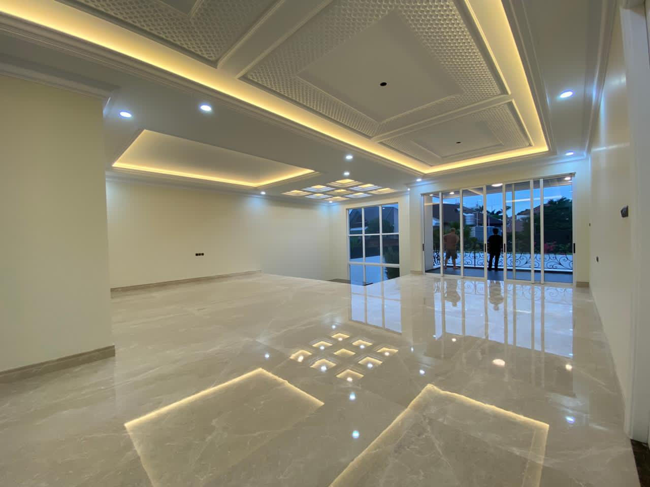 Rumah Di Pondok Indah. Mewah, Ada Pool