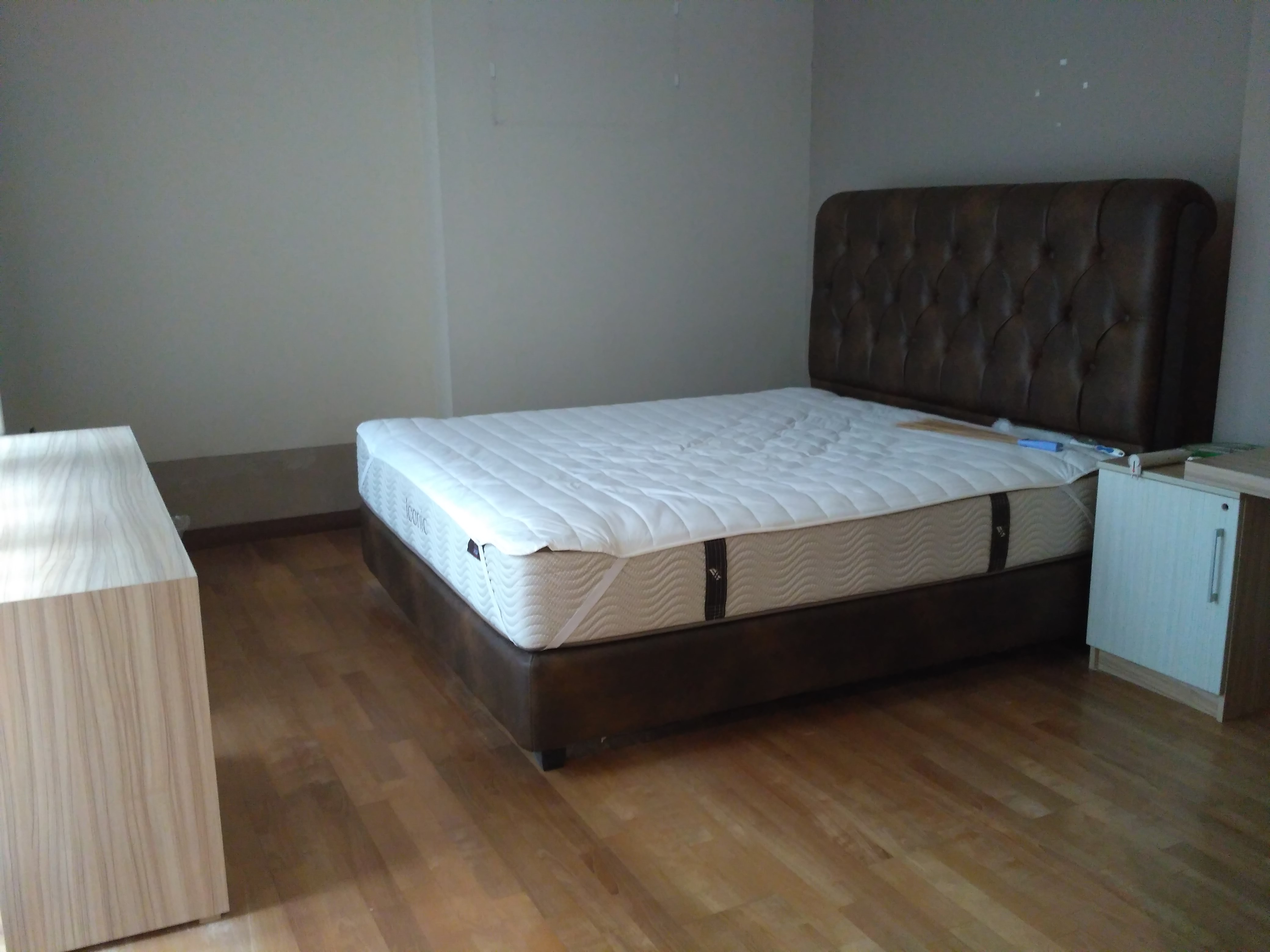 Rumah Di Pancoran. Akses Mudah ke Kuningan, Semanggi, Kalibata, Pasar Minggu dan Jalan Tol. 1,5 Tingkat