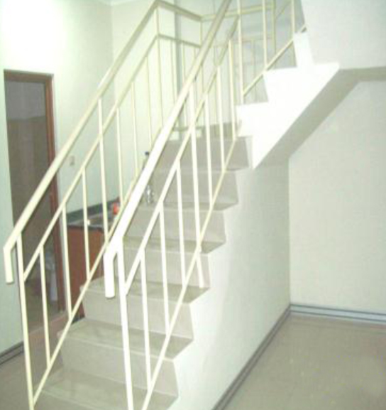 Ruko 4 lantai di Kedoya Jakarta Barat. Lokasi Strategis