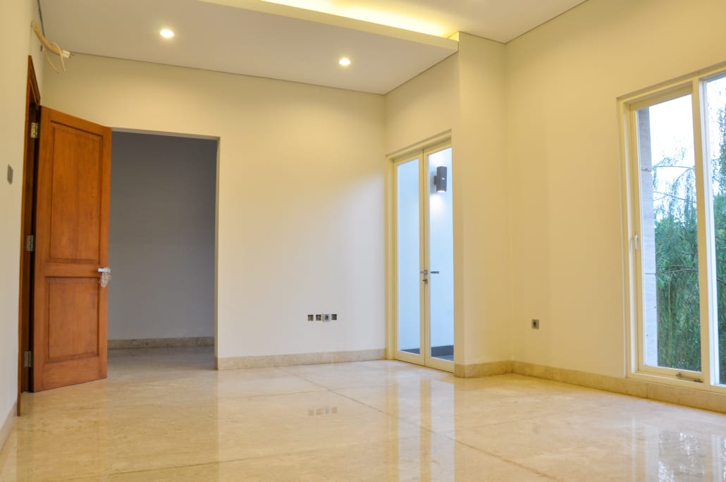 Rumah Siap Huni Di Area Kebayoran Baru, Dekat Gandaria City, Blok M, Akses Mudah