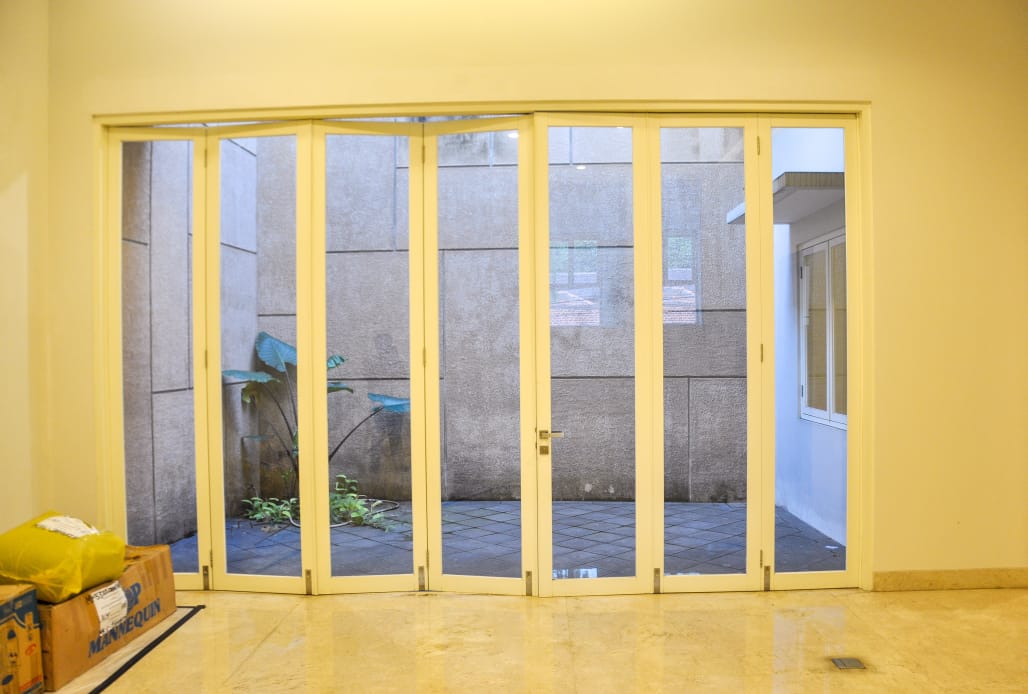 Rumah Siap Huni Di Area Kebayoran Baru, Dekat Gandaria City, Blok M, Akses Mudah