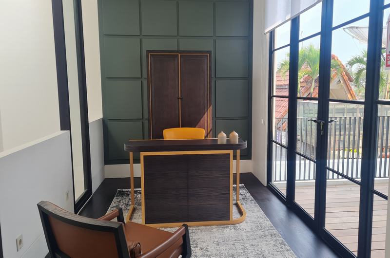 Theta House @ Pondok Indah. Mewah 3 Lantai Ada Roof Top. Komplek Ekslusif Mulai 7M an