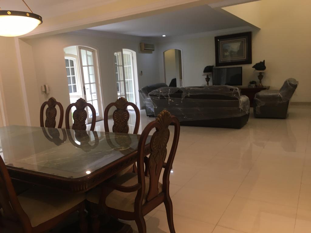 Rumah di Kebayoran Baru Jakarta Selatan, Dekat Senayan, Tenang