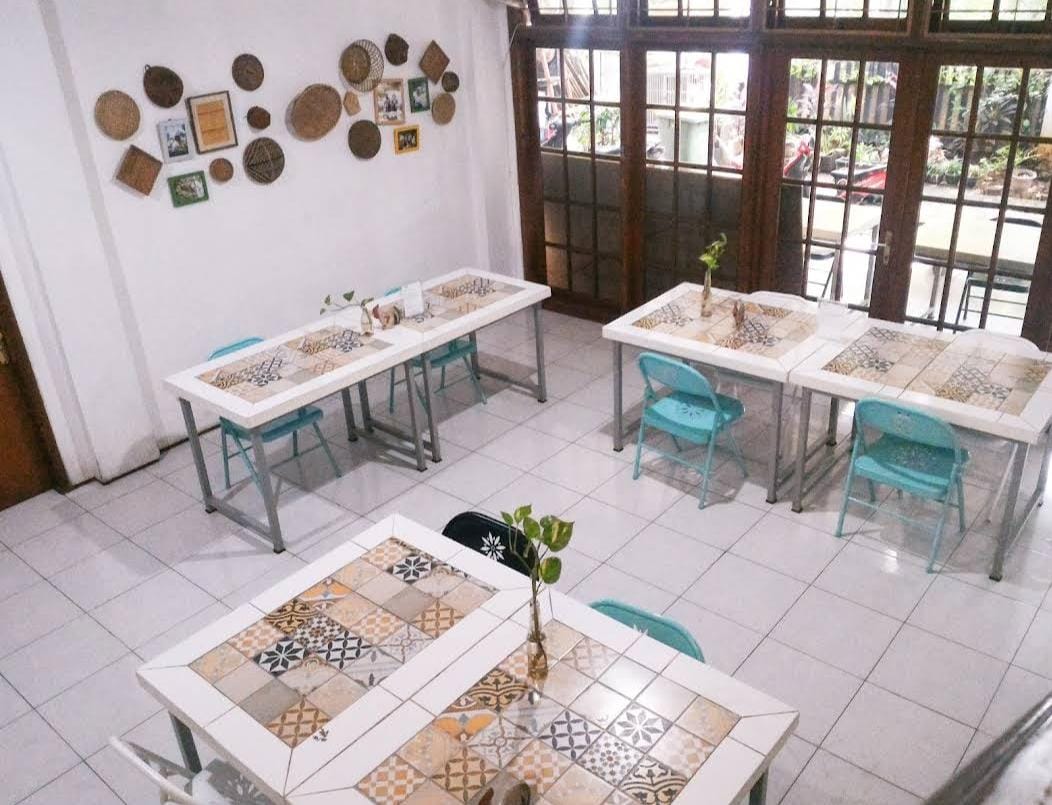 Rumah di Kebayoran Baru, Huk, Depan Taman, Dekat Blok M, Gandaria, Lokasi Bagus