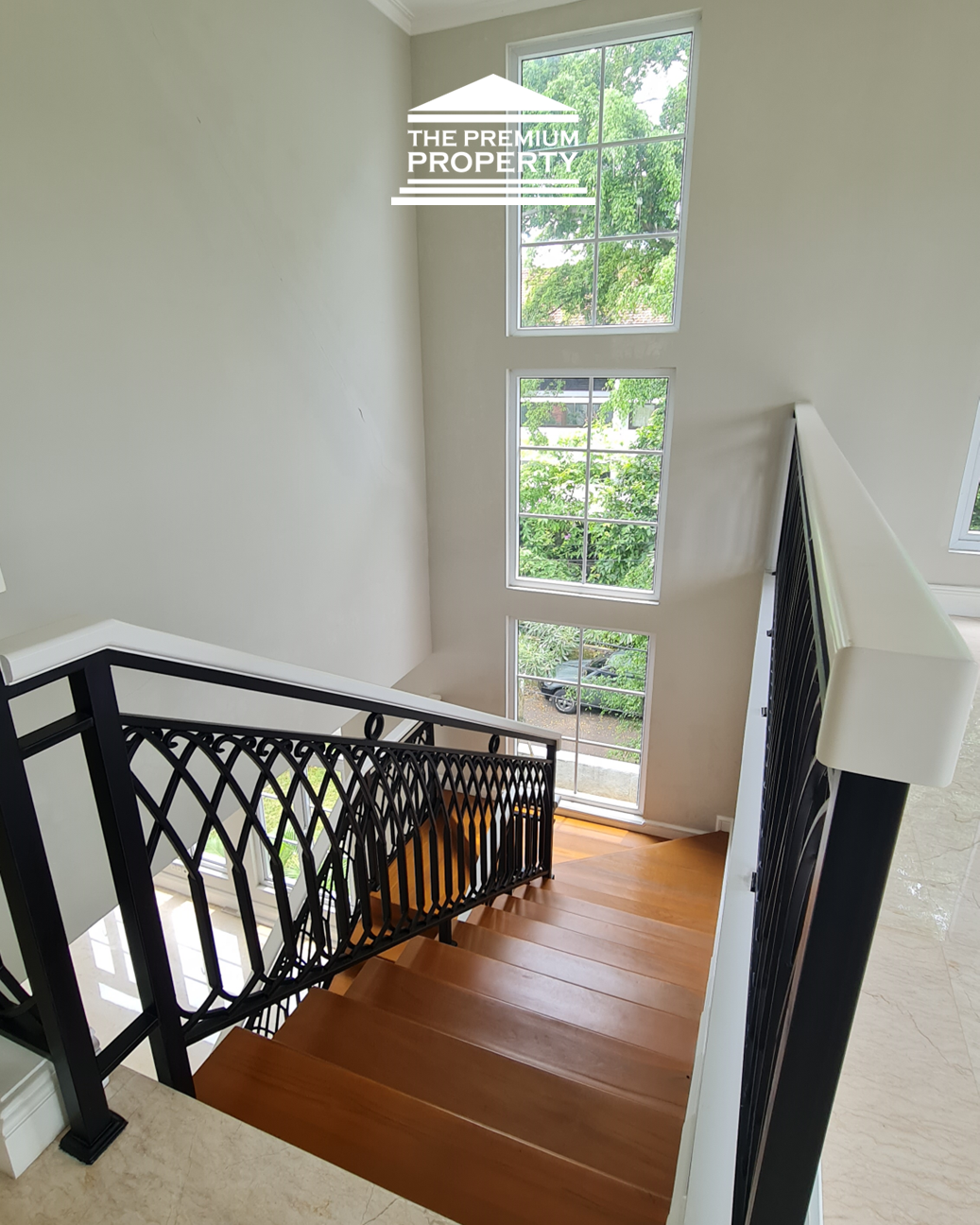 Mewah, Brand New, area Brawijaya Darmawangsa