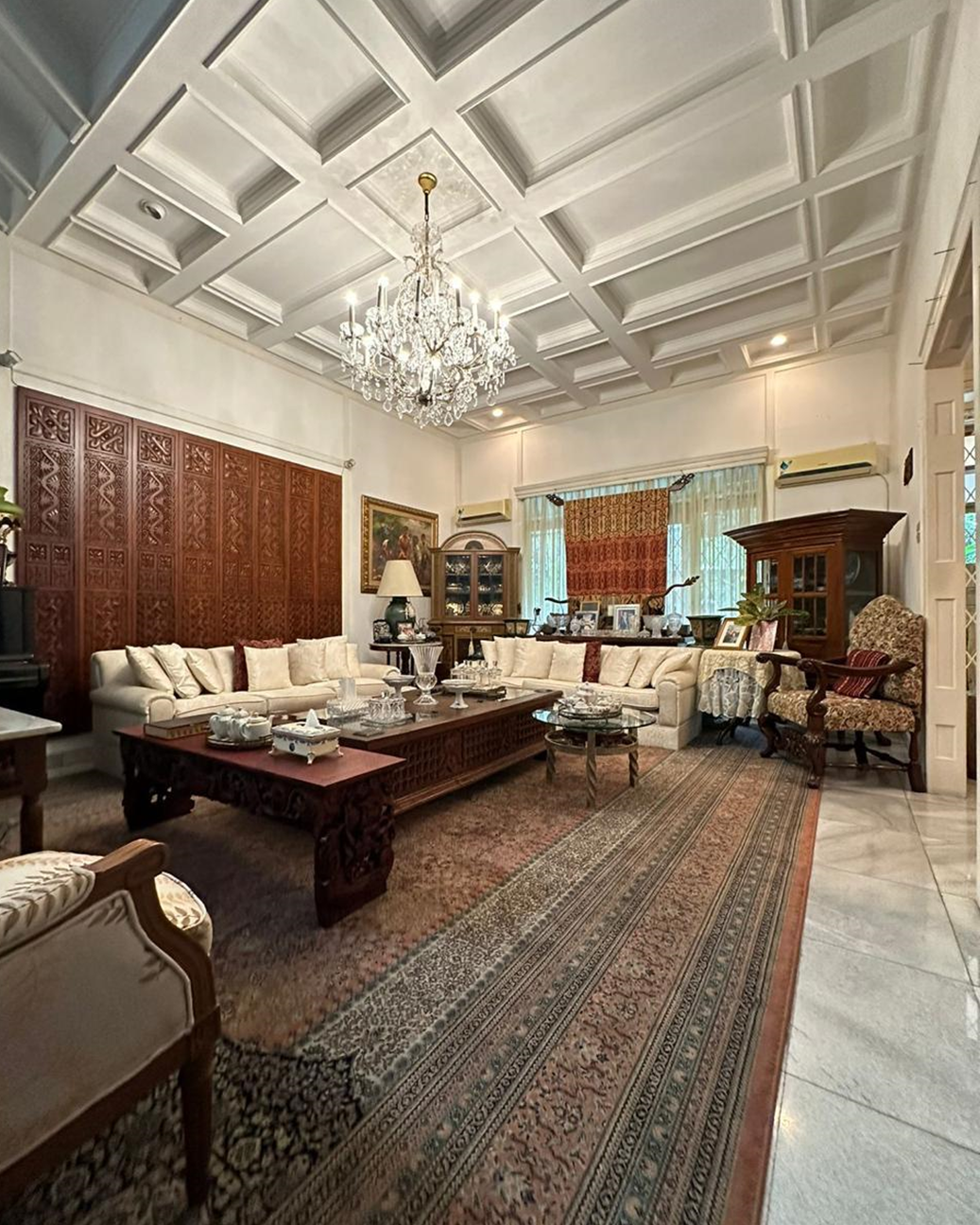 Rumah Semi Furnished Dekat Senayan, SCBD. Lingkungan Tenang