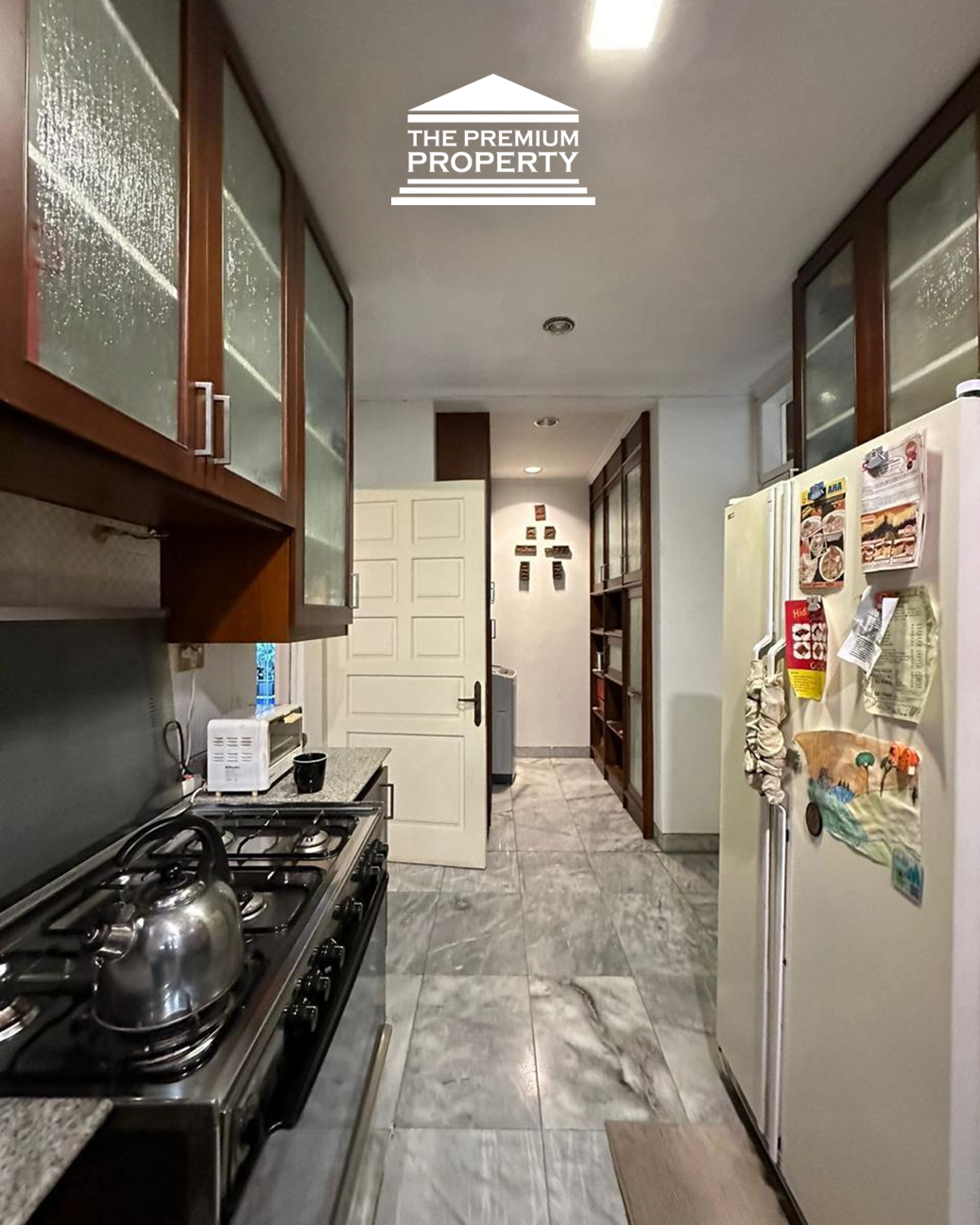 Rumah Semi Furnished Dekat Senayan, SCBD. Lingkungan Tenang